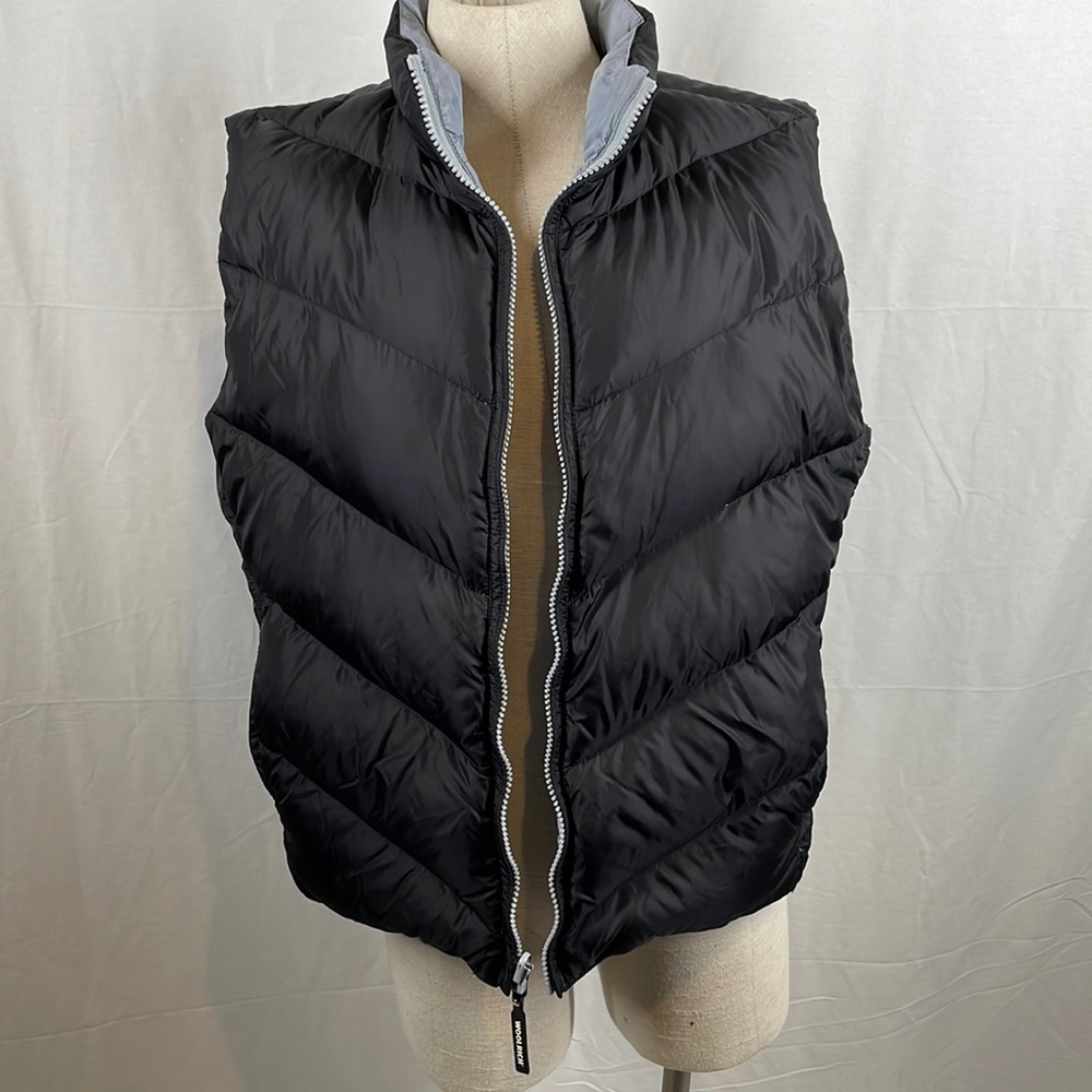 Woolrich Reversible Down Vest Medium - image 1